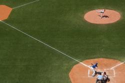 开云体育官网-虚拟与现实交织的绿茵场，当安哥拉黑羚羊遇见亚特兰大联，见证加维的跨次元冠军演出