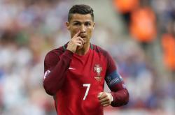 开云平台-雷诺上演惊天逆袭，勒克莱尔杆位之痛映衬皮亚斯特里冷静统治