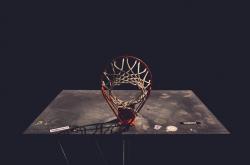 开云体育登录-暗夜引擎，红牛二队的逆袭如何重新点燃佩雷兹的冠军之火