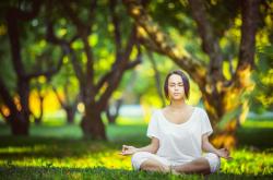 开云体育APP下载-鏖战未休，惊鸿已至，陈雨菲以一羽之轻，破千钧之势