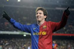 开云体育中国-红土智慧与草地速度，辛纳如何用策略轻取传统对决