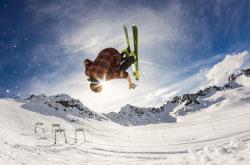 开云体育在线-破壁！苏格兰风暴席卷伯纳乌，孙兴慜一锤定音诠释何为高级货