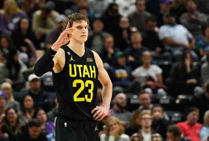 犹他爵士五连胜稳居西部第三,季后赛席位锁定的简单介绍 犹他爵士五连胜稳居西部第三,季后赛席位锁定的简单介绍