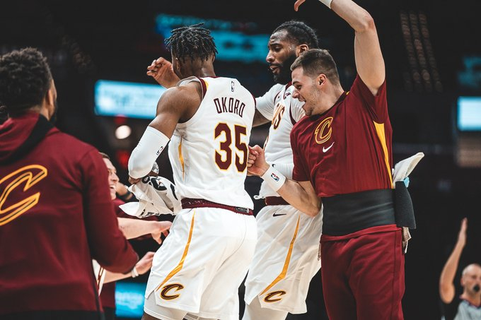 骑士力克山东队,戈贝尔带队取胜 骑士力克山东队,戈贝尔带队取胜